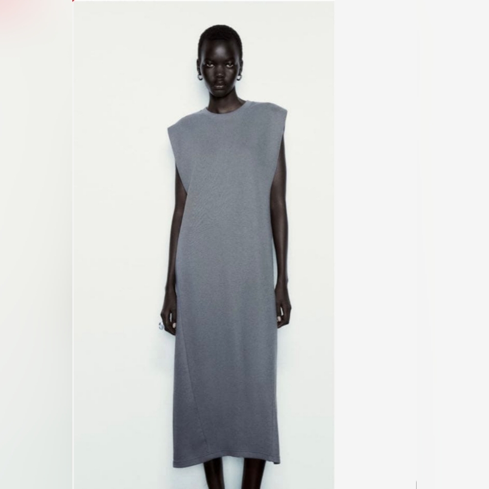 Zara Jersey Knit Maxi Capped Sleeve Crewneck Maxi Dress in Gray.  Size: Large.